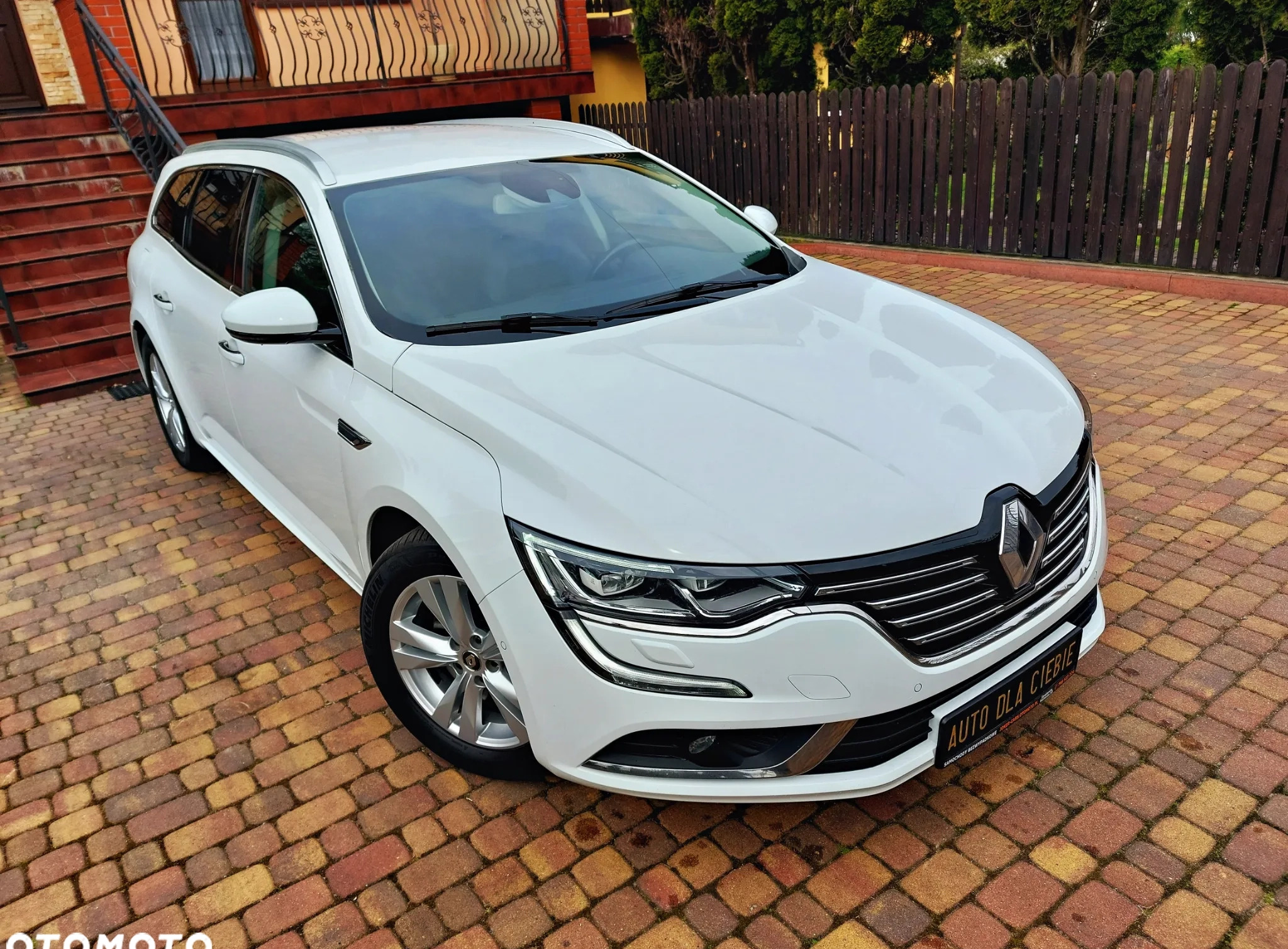 Renault Talisman cena 69900 przebieg: 166000, rok produkcji 2019 z Zawiercie małe 781
